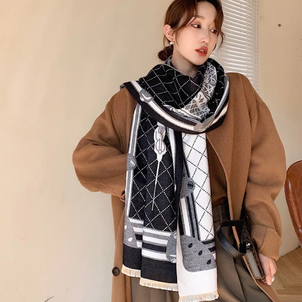 New Cashmere Eiffel Tower Luxury Scarf